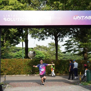 Race photo from LINTAS TEKNOLOGI SOLUTIONS DAY