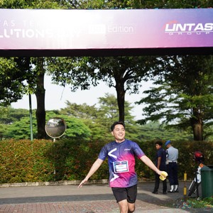 Race photo from LINTAS TEKNOLOGI SOLUTIONS DAY
