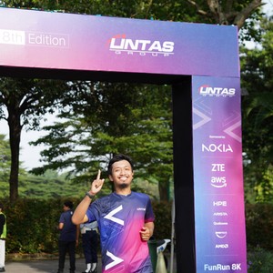 Race photo from LINTAS TEKNOLOGI SOLUTIONS DAY