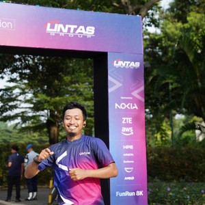 Race photo from LINTAS TEKNOLOGI SOLUTIONS DAY