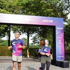 Race photo from LINTAS TEKNOLOGI SOLUTIONS DAY