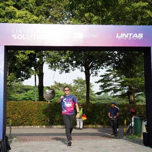 Race photo from LINTAS TEKNOLOGI SOLUTIONS DAY
