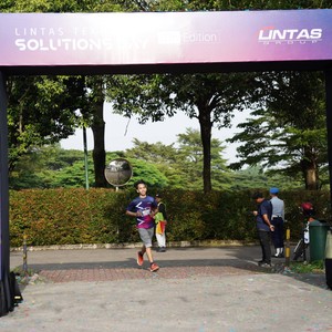 Race photo from LINTAS TEKNOLOGI SOLUTIONS DAY