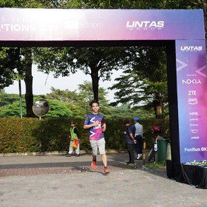 Race photo from LINTAS TEKNOLOGI SOLUTIONS DAY
