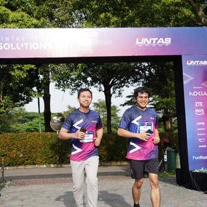 Race photo from LINTAS TEKNOLOGI SOLUTIONS DAY