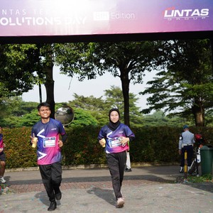 Race photo from LINTAS TEKNOLOGI SOLUTIONS DAY