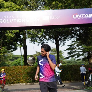 Race photo from LINTAS TEKNOLOGI SOLUTIONS DAY
