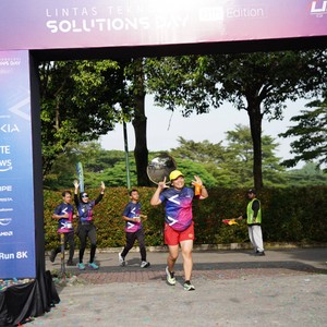 Race photo from LINTAS TEKNOLOGI SOLUTIONS DAY