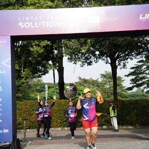 Race photo from LINTAS TEKNOLOGI SOLUTIONS DAY