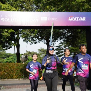 Race photo from LINTAS TEKNOLOGI SOLUTIONS DAY
