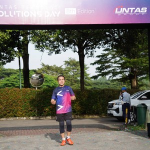 Race photo from LINTAS TEKNOLOGI SOLUTIONS DAY