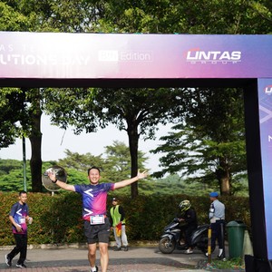 Race photo from LINTAS TEKNOLOGI SOLUTIONS DAY