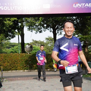 Race photo from LINTAS TEKNOLOGI SOLUTIONS DAY