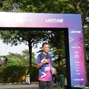 Race photo from LINTAS TEKNOLOGI SOLUTIONS DAY