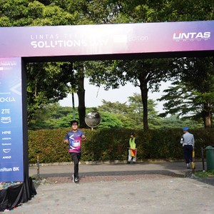 Race photo from LINTAS TEKNOLOGI SOLUTIONS DAY