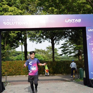Race photo from LINTAS TEKNOLOGI SOLUTIONS DAY