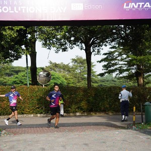 Race photo from LINTAS TEKNOLOGI SOLUTIONS DAY