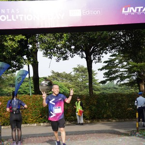 Race photo from LINTAS TEKNOLOGI SOLUTIONS DAY