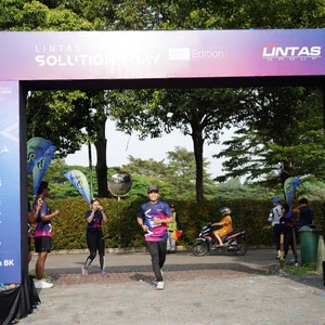 Race photo from LINTAS TEKNOLOGI SOLUTIONS DAY