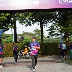 Race photo from LINTAS TEKNOLOGI SOLUTIONS DAY