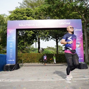 Race photo from LINTAS TEKNOLOGI SOLUTIONS DAY