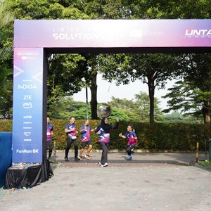 Race photo from LINTAS TEKNOLOGI SOLUTIONS DAY