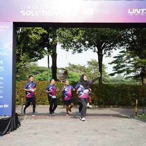Race photo from LINTAS TEKNOLOGI SOLUTIONS DAY