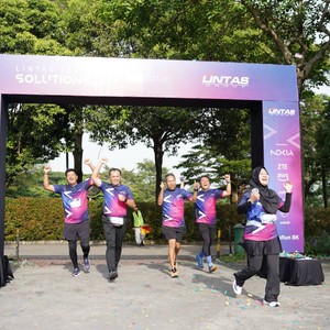 Race photo from LINTAS TEKNOLOGI SOLUTIONS DAY