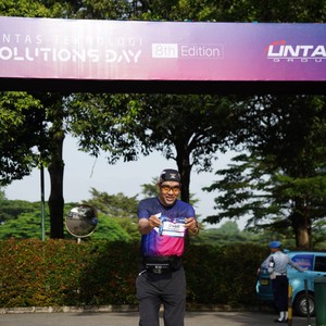 Race photo from LINTAS TEKNOLOGI SOLUTIONS DAY