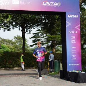 Race photo from LINTAS TEKNOLOGI SOLUTIONS DAY