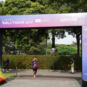 Race photo from LINTAS TEKNOLOGI SOLUTIONS DAY