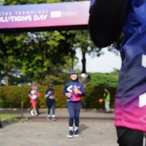 Race photo from LINTAS TEKNOLOGI SOLUTIONS DAY