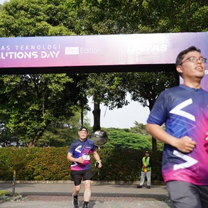 Race photo from LINTAS TEKNOLOGI SOLUTIONS DAY