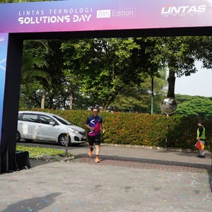 Race photo from LINTAS TEKNOLOGI SOLUTIONS DAY