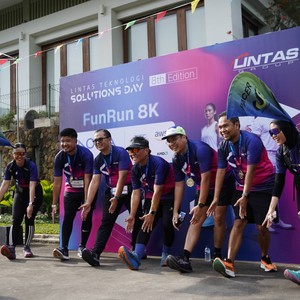 Race photo from LINTAS TEKNOLOGI SOLUTIONS DAY