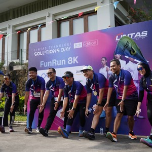 Race photo from LINTAS TEKNOLOGI SOLUTIONS DAY