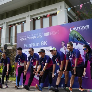 Race photo from LINTAS TEKNOLOGI SOLUTIONS DAY
