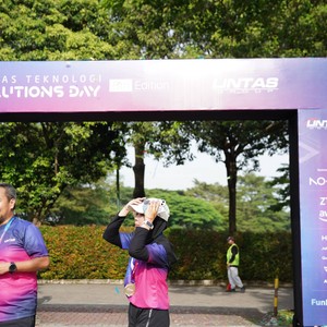 Race photo from LINTAS TEKNOLOGI SOLUTIONS DAY
