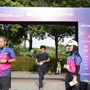 Race photo from LINTAS TEKNOLOGI SOLUTIONS DAY