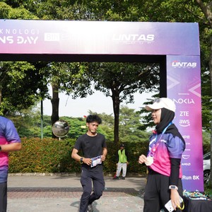 Race photo from LINTAS TEKNOLOGI SOLUTIONS DAY