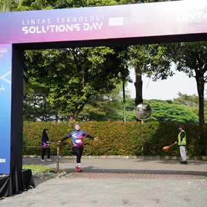 Race photo from LINTAS TEKNOLOGI SOLUTIONS DAY