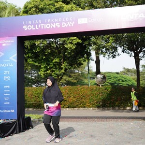 Race photo from LINTAS TEKNOLOGI SOLUTIONS DAY
