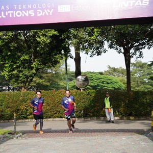 Race photo from LINTAS TEKNOLOGI SOLUTIONS DAY