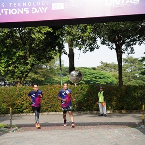 Race photo from LINTAS TEKNOLOGI SOLUTIONS DAY