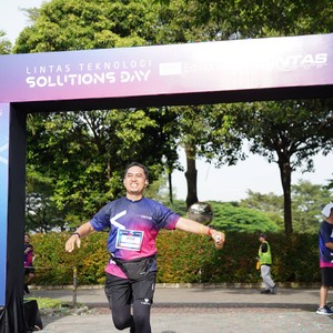 Race photo from LINTAS TEKNOLOGI SOLUTIONS DAY