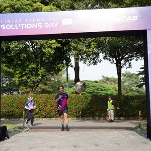 Race photo from LINTAS TEKNOLOGI SOLUTIONS DAY