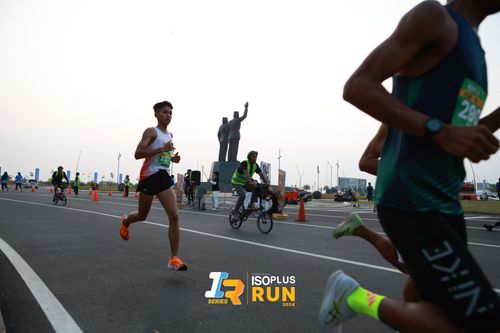 Race photo from ISOPlus Run 2024 Jakarta
