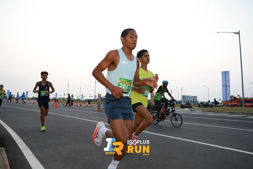 Race photo from ISOPlus Run 2024 Jakarta