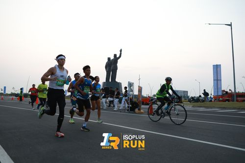 Race photo from ISOPlus Run 2024 Jakarta