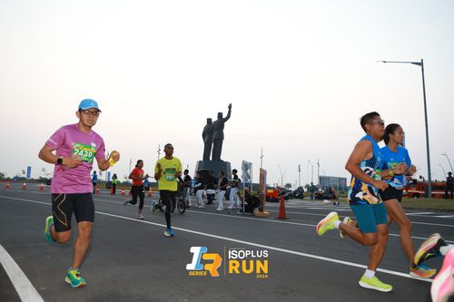 Race photo from ISOPlus Run 2024 Jakarta